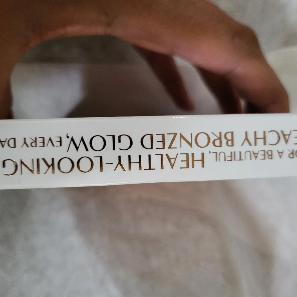 Charlotte Tilbury Beautiful Skin Sun-Kissed Glow Cream Bronzer - 2 Medium